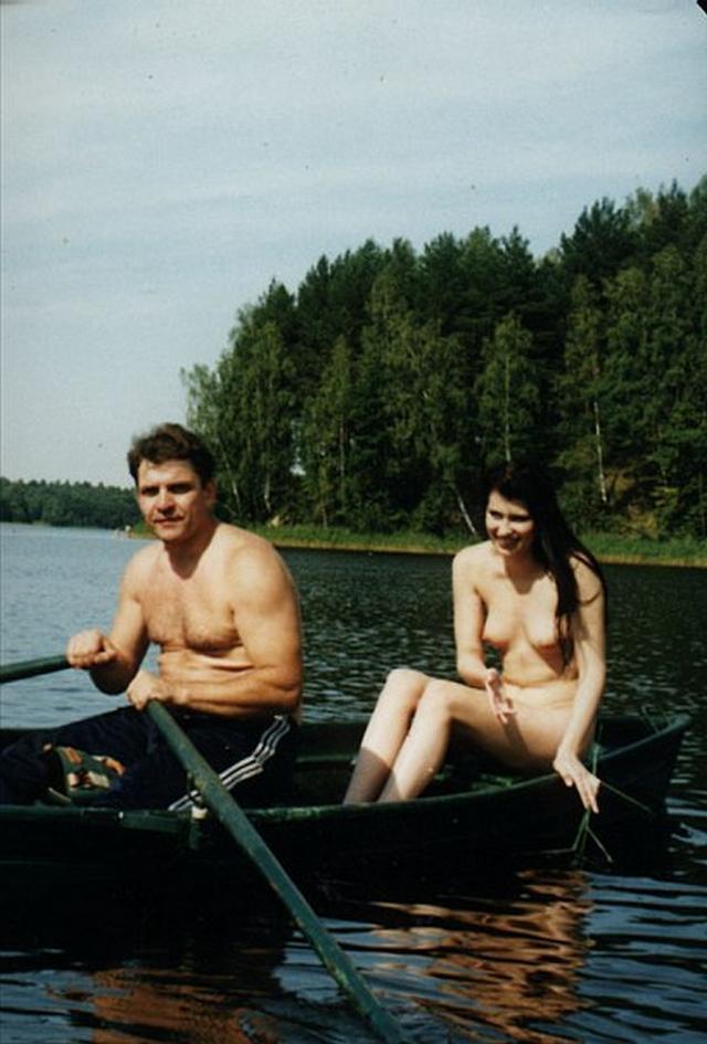 Деревенские пары снимают свой секс на камеру. Порно Деревенские пары.